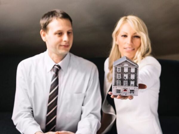 Эксперты составили портрет россиян, приобретающих жилье в наше нелегкое время