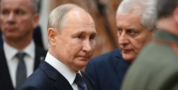 Трамп намекает на ликвидацию Путина: повторит ли диктатор РФ судьбу Али Хаменеи, — СМИ»>