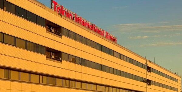 10-й год подряд: назван самый чистый аэропорт в мире (фото)»>