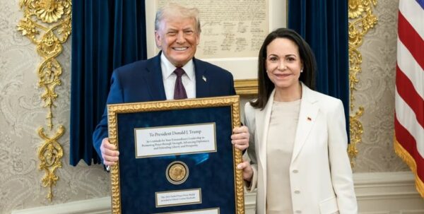 Трампа могли выдвинуть на Нобелевскую премию мира 2026: всего в списке 208 человек, — Reuters»>