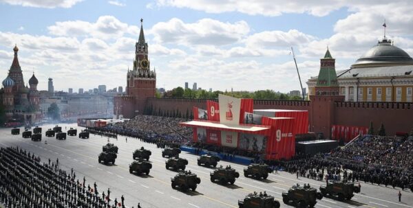 В Москве накануне парада 9 мая планируют масштабный «блэкаут» мобильной связи, — СМИ»>