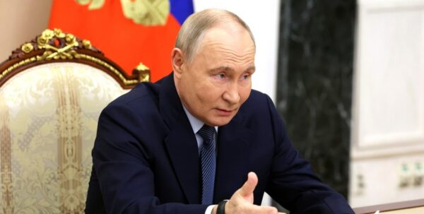 Какие научные достижения использует Путин, чтобы жить дольше и не стареть, — WSJ»>
