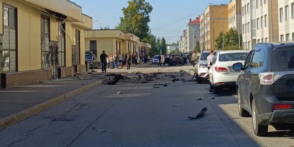 В Санкт-Петербурге взорвалась машина военнослужащего ВС РФ: какие последствия подрыва, — СМИ»>