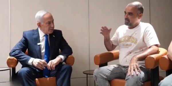«Смотрел передачу об авиакатастрофах»: пассажир Flydubai рассказал, как ему удалось выровнять самолет»>