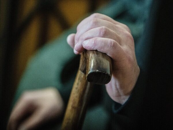 Старение связали с медицинскими проблемами