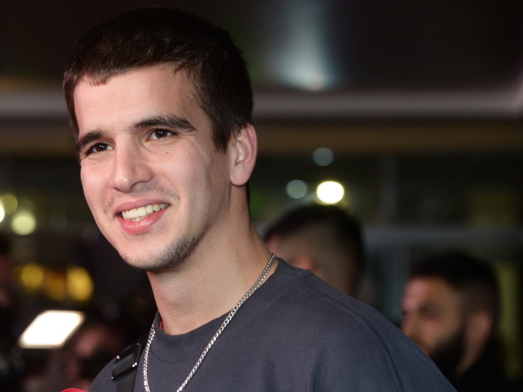 Федук выпускает «Веселую музыку», но альбом полон грусти и меланхолии